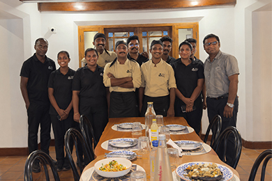 cafe-gallery-390-260-2 Dining experience at Ezekiel Café in Mattancherry