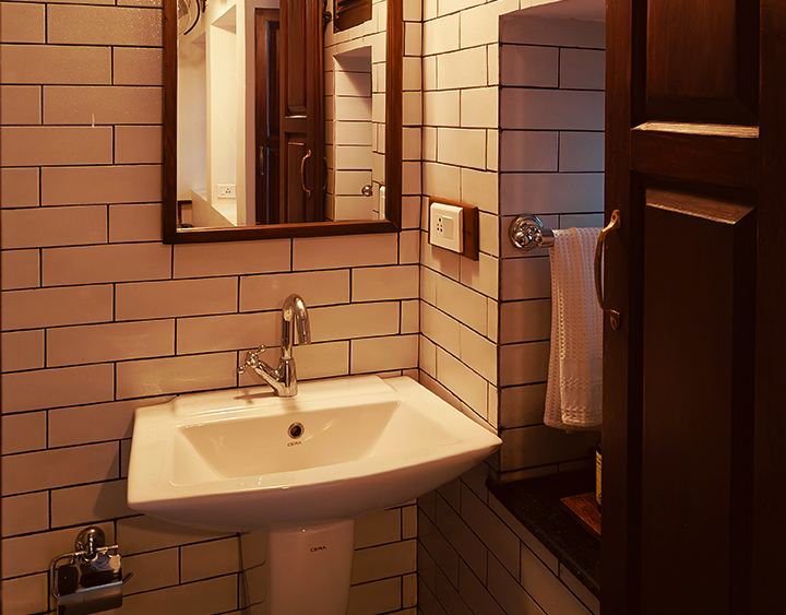 ab-salem-single-room-bathroom-image ab-salem-single-room-bathroom-image
